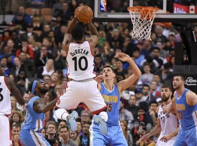 尤其是在客 尤其是在客