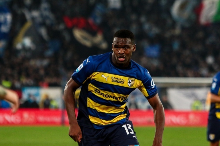 梁靖崑出现 梁靖崑出现