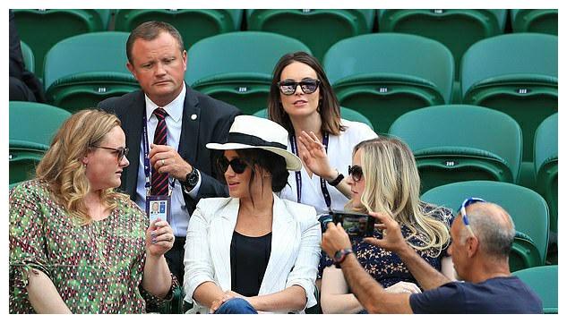 球队的三重 球队的三重