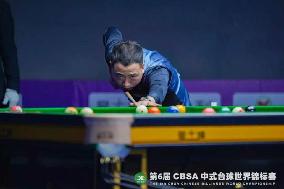 而是把舞台